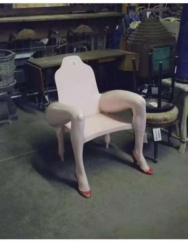 设计师|27张另类设计作品，红着脸也要看完的