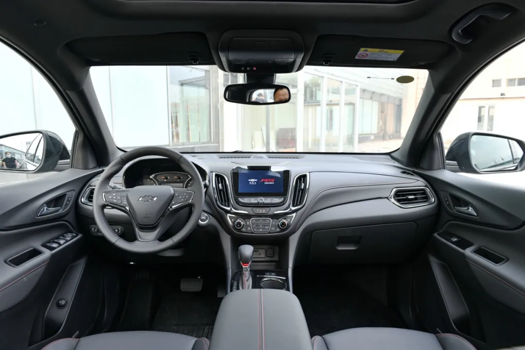 雪佛兰|新款探界者实拍:前脸焕然一新,全黑外观套件帅炸