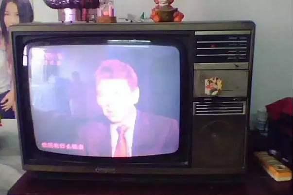 TCL|当年的彩电三兄弟为生意兵戎相见，却只活下了TCL