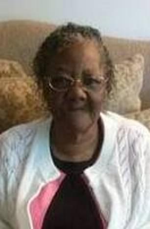 睹图|男子为母亲下葬的当天,发现棺材里躺着的竟是一个陌生人