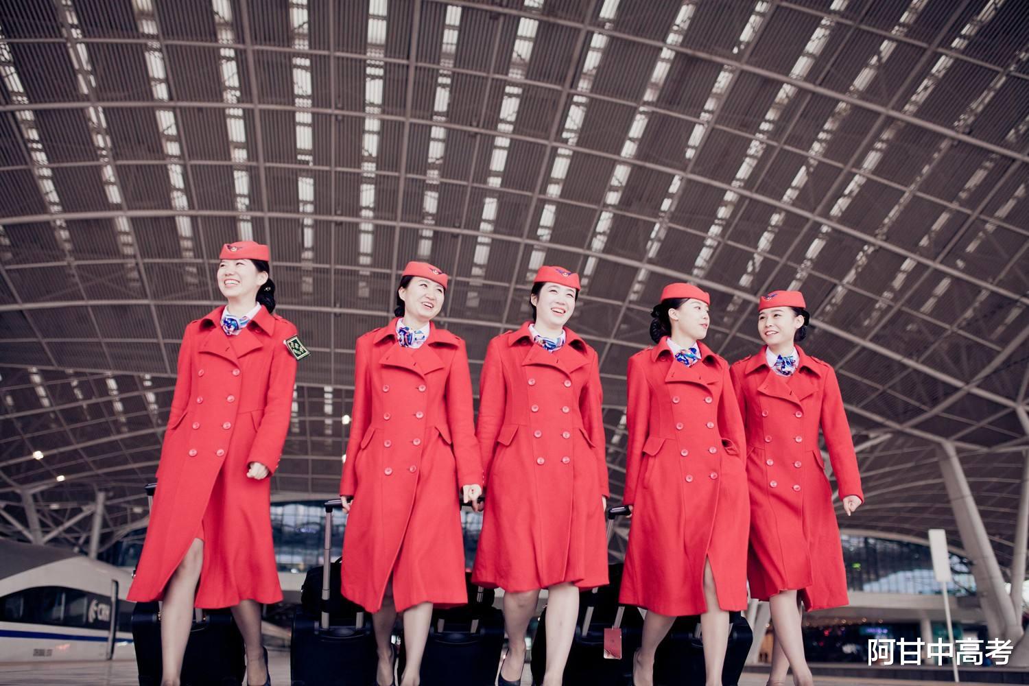 高职院校|21年铁路局招4W+人,大专起报,这些高职院校毕业生最受青睐