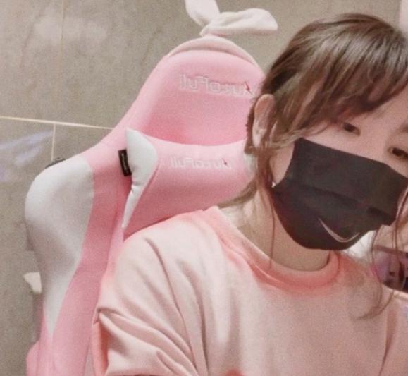 一条小团团|小团团下定决心减肥，正打算实施，却被土豪粉丝劝说不准节食