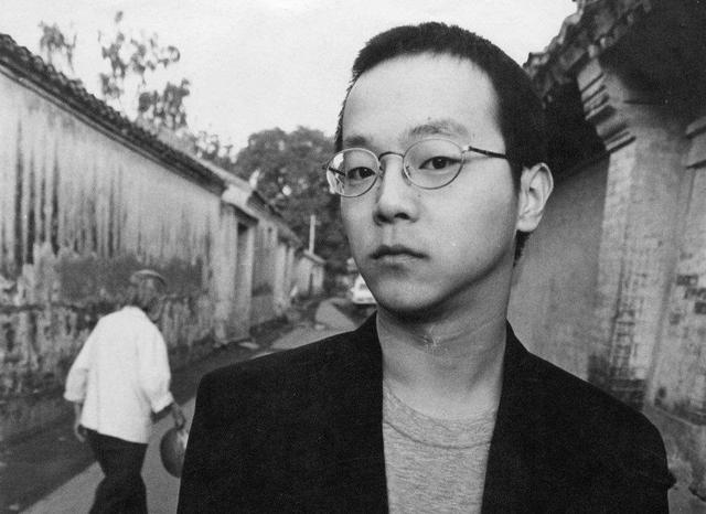 肖战@中国乐队没了主唱,灵魂就没了?管你是beyond还是零点、黑豹的