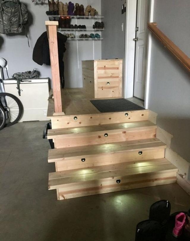 |头一次见这样的玄关设计！地面抬高50公分装台阶，回家好有仪式感