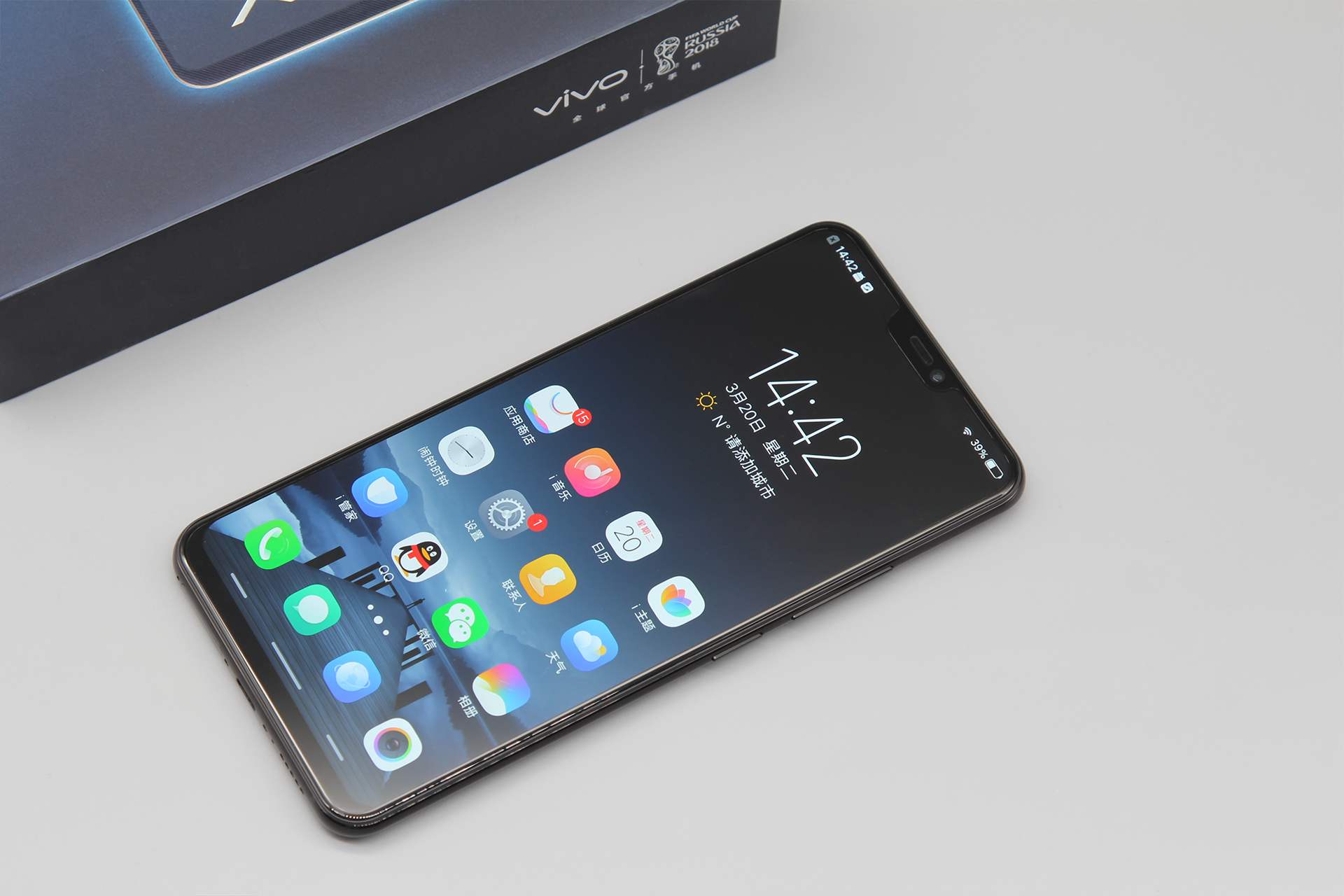 『oled屏』手机OLED屏或降低眼睛视力，如果感到不适，请停止使用！