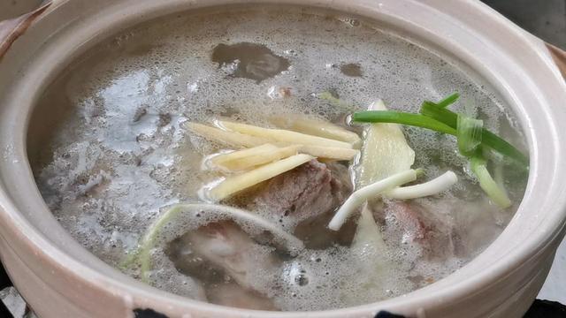 山药|它是“天然褪黑素”，隔三差五吃一次，皮肤水灵，睡眠质量变得好