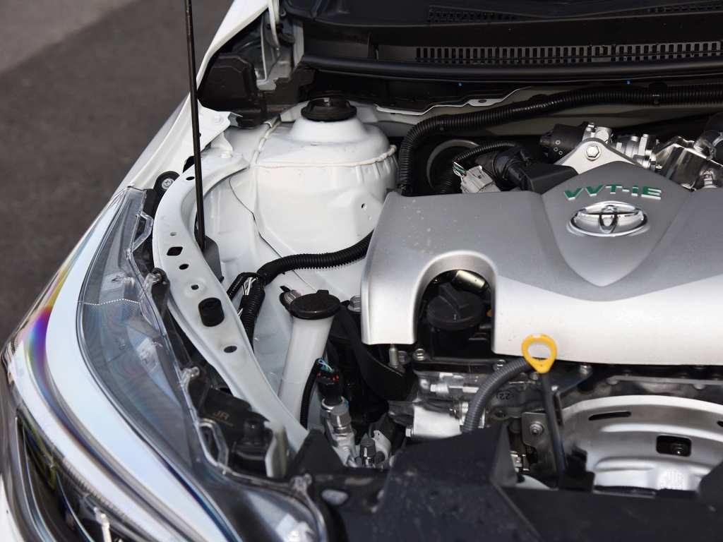 「丰田致炫」致炫成功了，落地才7.5万，配置增加一大堆，关键10 年开不坏