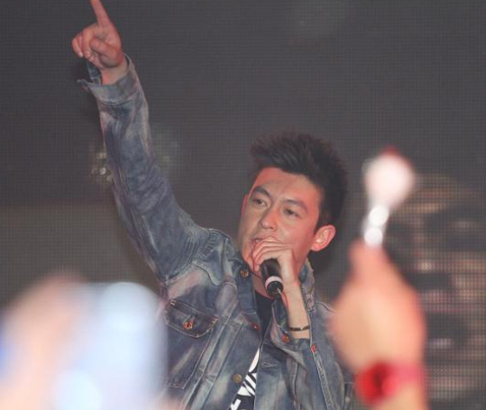 『陈冠希』被陈冠希害的最惨女星，照片曝光之后，直接被豪门婆婆赶出家门