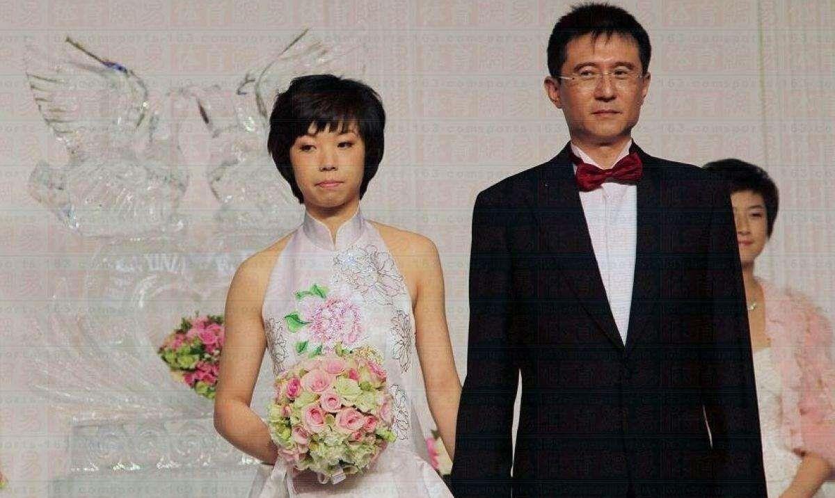 『张怡宁』乒乓球巨星张怡宁现状，39岁很贤惠，丈夫年近60，身价过亿很幸福