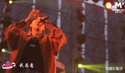 『草莓音乐节』顶流乐队在线斗舞，还有比这更欢乐的音乐节吗？