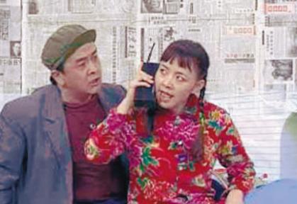 『黄宏』24次荣登春晚享少将军衔,被免职后杳无音信的黄宏,如今怎样了?