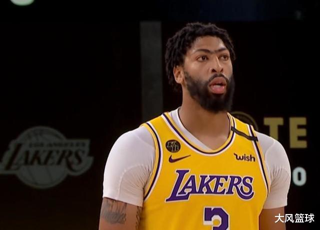 戴维斯|高情商!轰下29分12板撑起球队内线,赛后却夸奖起了霍华德