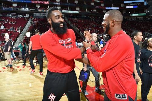 保罗▲保罗与哈登谁的历史地位更高？麦迪给出答案，奥尼尔赞同！