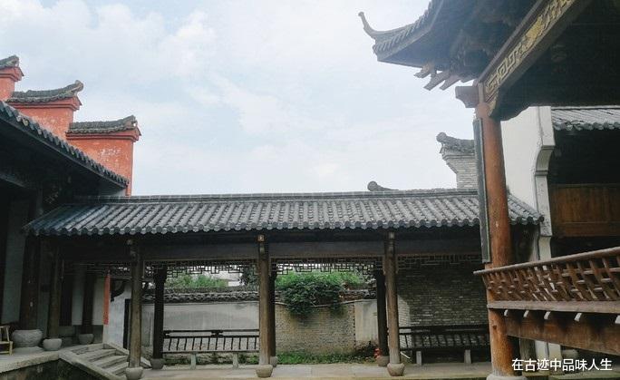 古镇|曾是杭州繁华的千年古镇,今收门票80元,冷清至极一无往日繁华