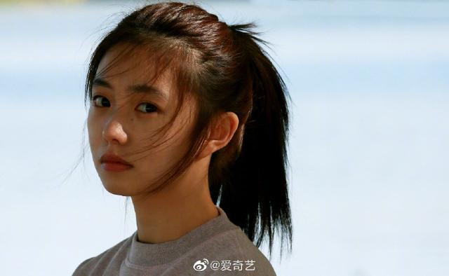 谋女郎|新谋女郎刘浩存素颜照