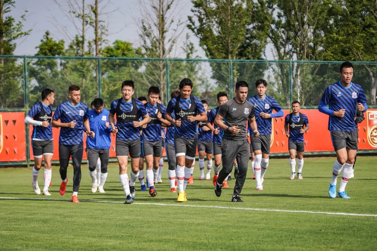 上海申花▲又添新援？申花旧将接受崔康熙考察，国脚中锋未露面加盟或生变数