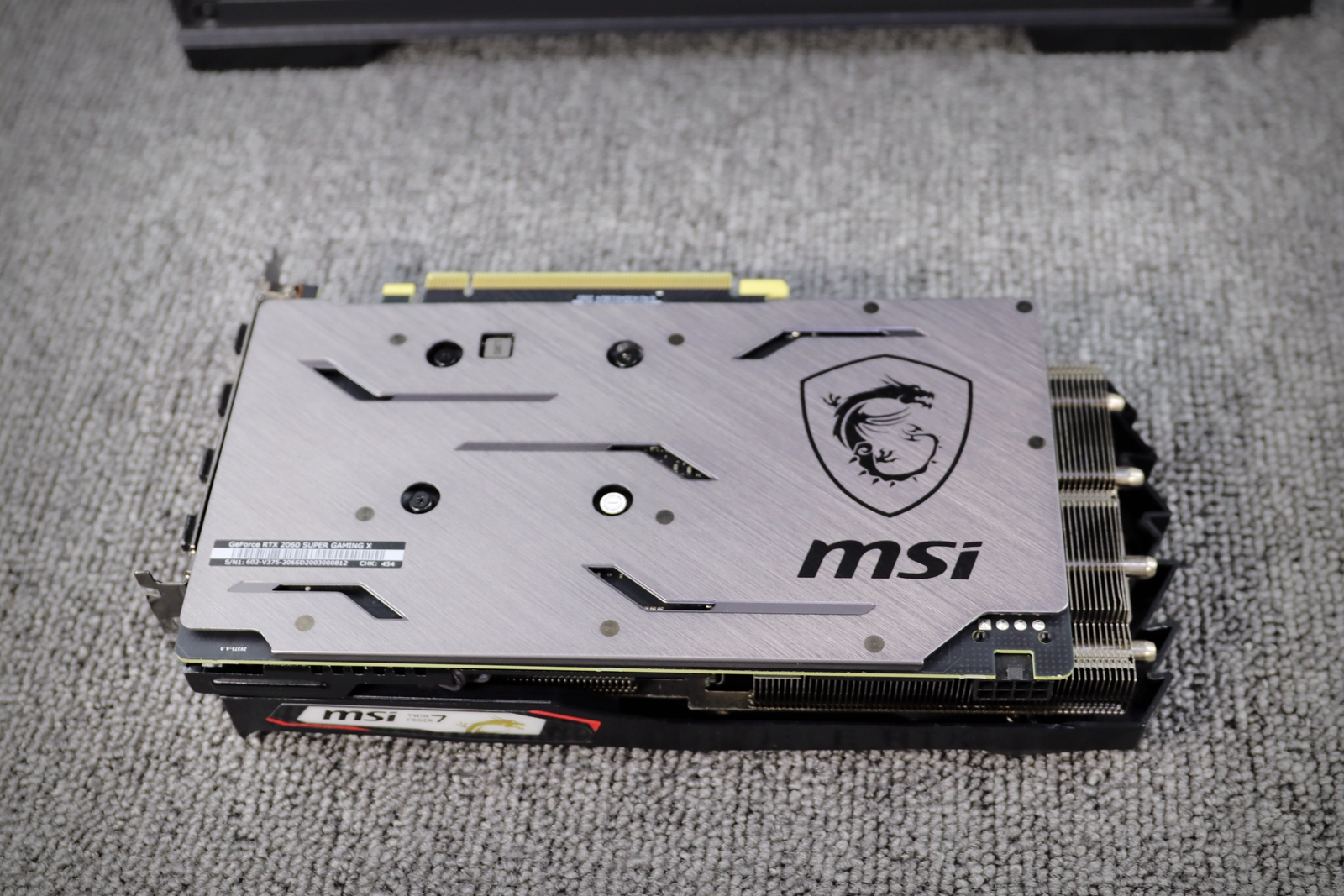 主板|打造适度RGB中端高性能主机，金河田魔术师SUPER装机分享