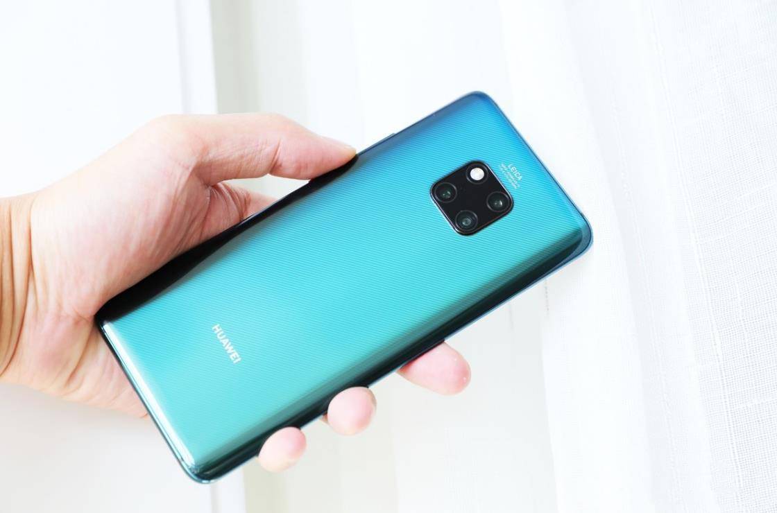 华为mate■华为钉子户再发声，40W快充+屏内指纹直降2.5K，现在真香！