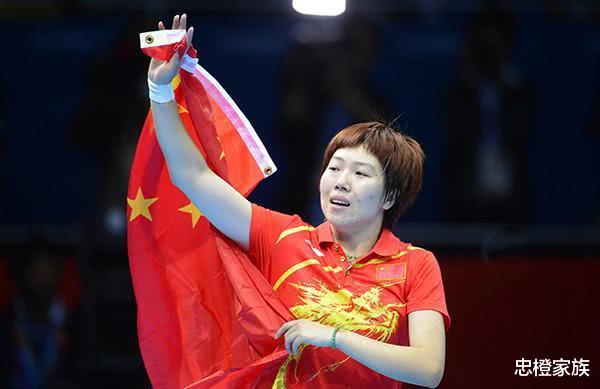 「孔令辉」因输师妹被孔令辉打压，被迫退役无工作，今刘国梁特邀回国乒