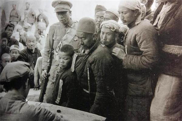 张灵甫@张灵甫第二任妻“拳脚了得”，打得二哥满地找牙，后来输给了手枪