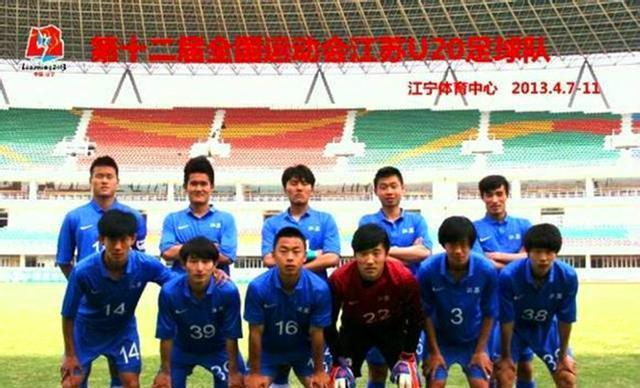 中超■人物丨他18岁征战中乙，21岁坐稳中超主力，今已蜕变国足定海神针