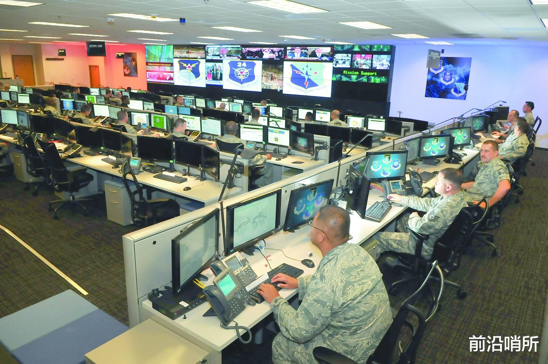 「美国」发射前一刻，北斗意外推迟计划，同一天美国大断网，怎么回事？