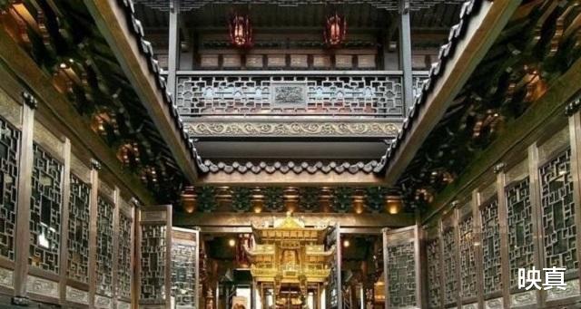 映真|?76岁杭州大爷熔铜280吨，给雷峰塔披上彩衣，千年只腐蚀1毫米