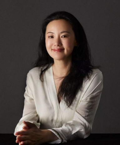 陈道明|49岁荣获影后，陪陈道明8年不求名分，今嫁王菲初恋成人生赢家