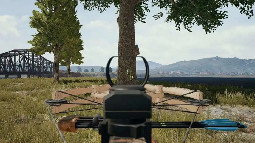 绝地求生■绝地求生：落地捡到这些枪感觉智商受到暴击，还没平底锅好！