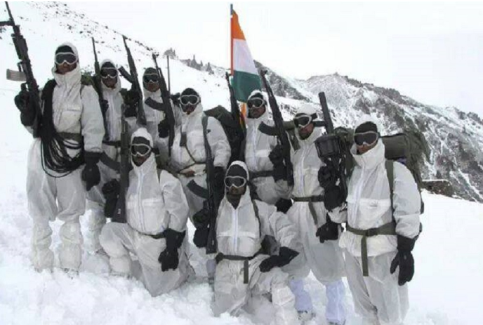 「印度」印度忽然“大打出手”，西方力量蠢蠢欲动，出现死伤局势失去控制