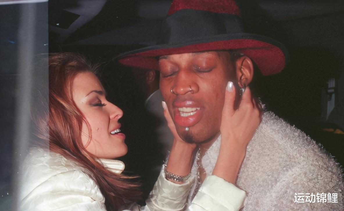 罗德曼|卡门有多强？在夜店与罗德曼一见钟情，同居7天火速离婚，罗德曼坦言卡门太厉害