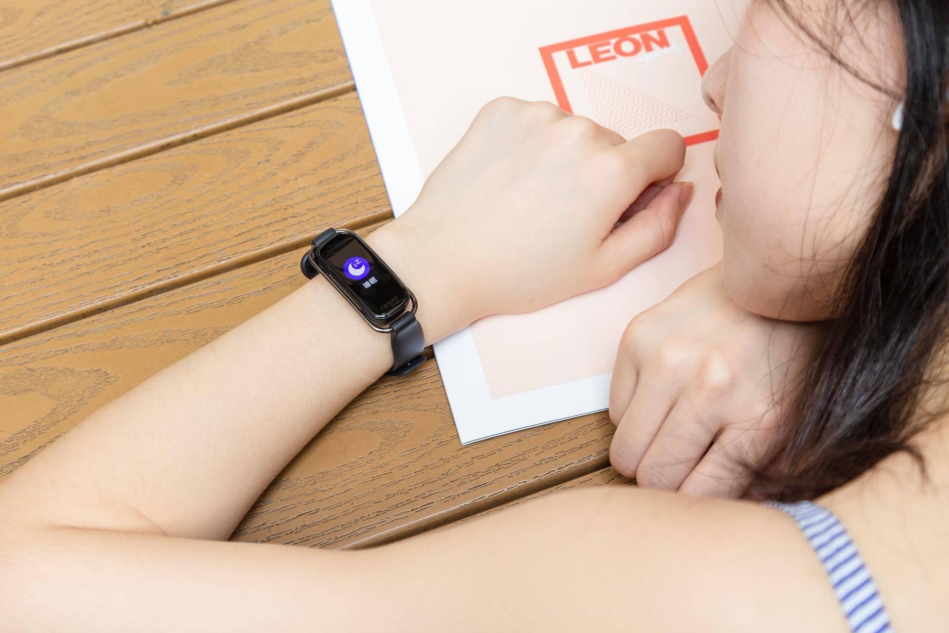 OPPO|双十一守护家人健康!OPPO穿戴设备带来专业呵护