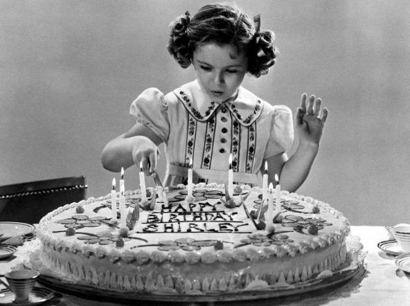 好莱坞|她本是人间的天使，可爱到了极致，却被好莱坞恋童者肆意“捕食”