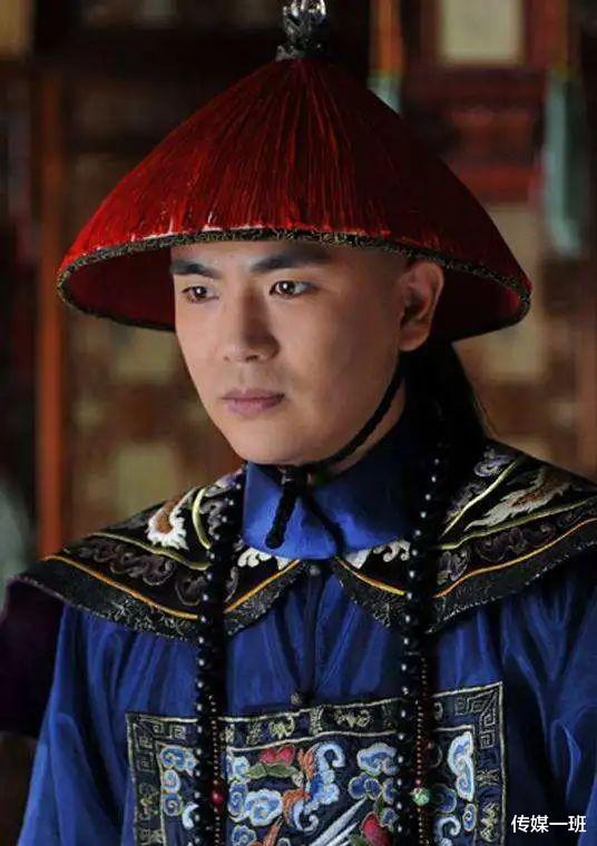 张晓龙|两版甄嬛传，郑晓龙的男3可以编惊鸿舞，陈凯歌的男2成了笑话