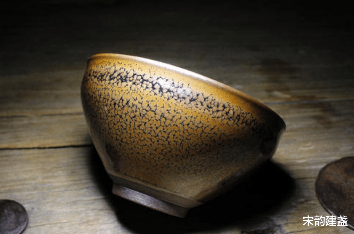 建盏|建盏好坏怎么分辨？烧建盏有何难度？与电烧、气烧有什么区别？