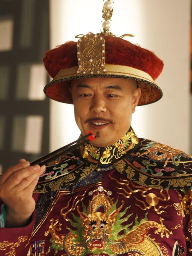 张铁林■曾与张铁林同居,后嫁大23岁演员影帝,如今38岁的她成为人生赢家