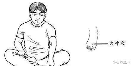 「肝脏」肝脏“藏毒”太深，有5大身体表现，教你5招，给肝脏“洗洗澡”