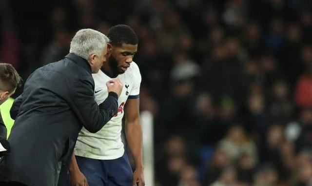 穆里尼奥|穆里尼奥的“腰疼”问题，找到新的治疗方案了！不用花列维一毛钱