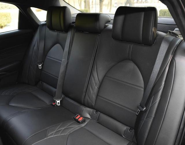 亚洲龙|手握21万买了亚洲龙，1个月后，车主一语道破天机