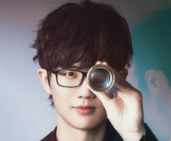 许嵩|被永久禁播的三首歌曲,90后人人都会唱,却再也听不到了!