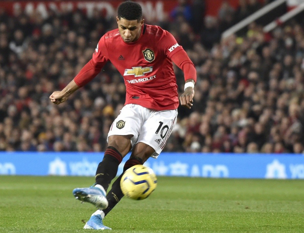 【曼联】这脚传球太绝了!6400万球星终于痊愈,曼联冲击前4有戏了