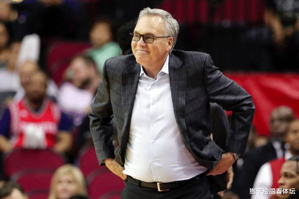 火箭队|两个西部第一！两个联盟第一！火箭众将赛后动作更恐怖 真要踩着湖人夺冠？