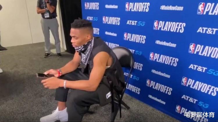 火箭队|火箭罪魁祸首出炉,单节犯3个大错比威少更差,有他双MVP注定无冠