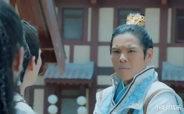 向佐|演得如此用力，却差点和背景融为一体，向佐古装因丑怂出圈？