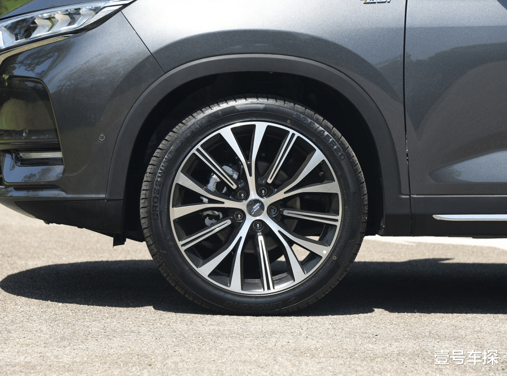 面包车|手握7万还看啥面包车,这车空间大、面子足,光隔音就多达40处