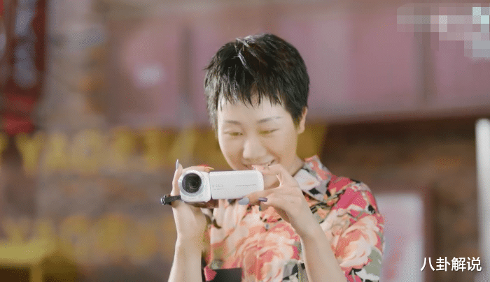 「上官喜爱」《青你2》20强毕业短片，王承渲造型超甜美，上官喜爱像“大佬”