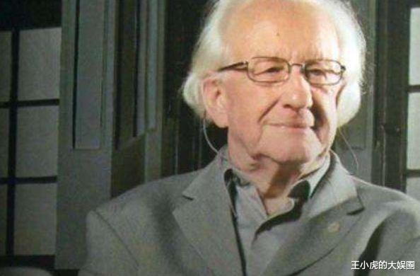 外汇|美元大跌，“预言大王”3个预言已应验2个，老美将在2020年崩溃？