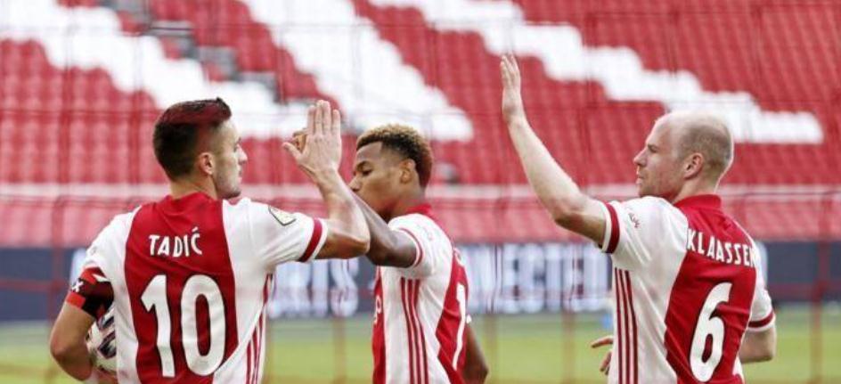 阿贾克斯|疯狂13-0!阿贾克斯大屠杀,比拜仁8-2还狠,19岁小将狂造8球!