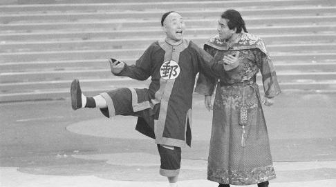 「陈佩斯」1998年春晚，朱时茂出现失误，陈佩斯表面淡定，内心如五雷轰顶