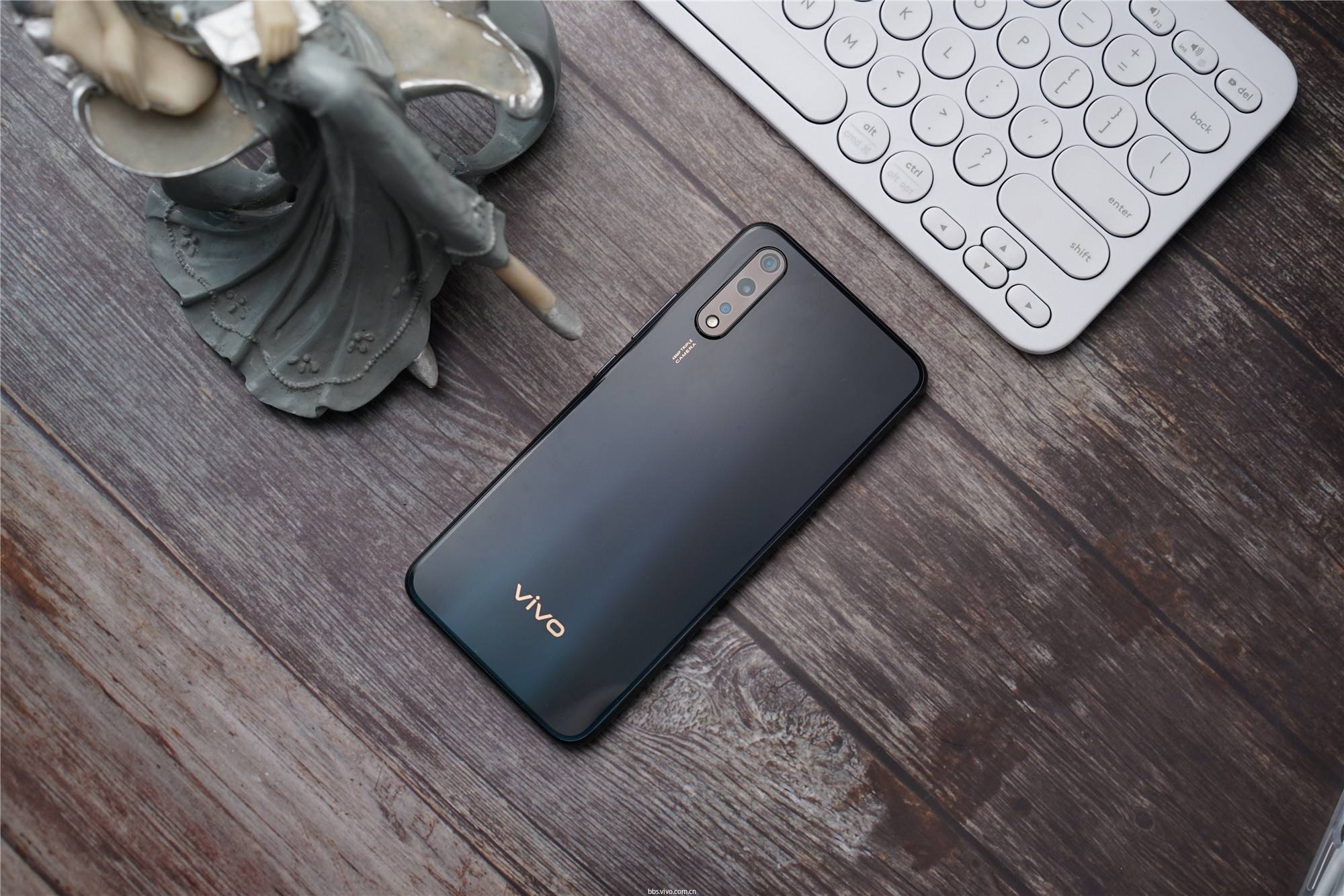 大屏@2020年换手机不是非得要贵的,这3款国产千元机也很良心,值得入手